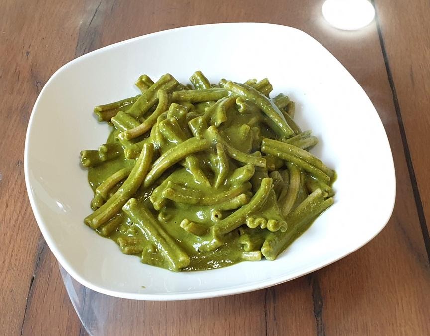 legumi-bambini-pasta-pesto-cavolo-nero